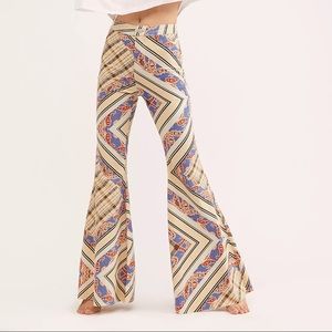 New FP Free People Just Float On Flare Jeans 27